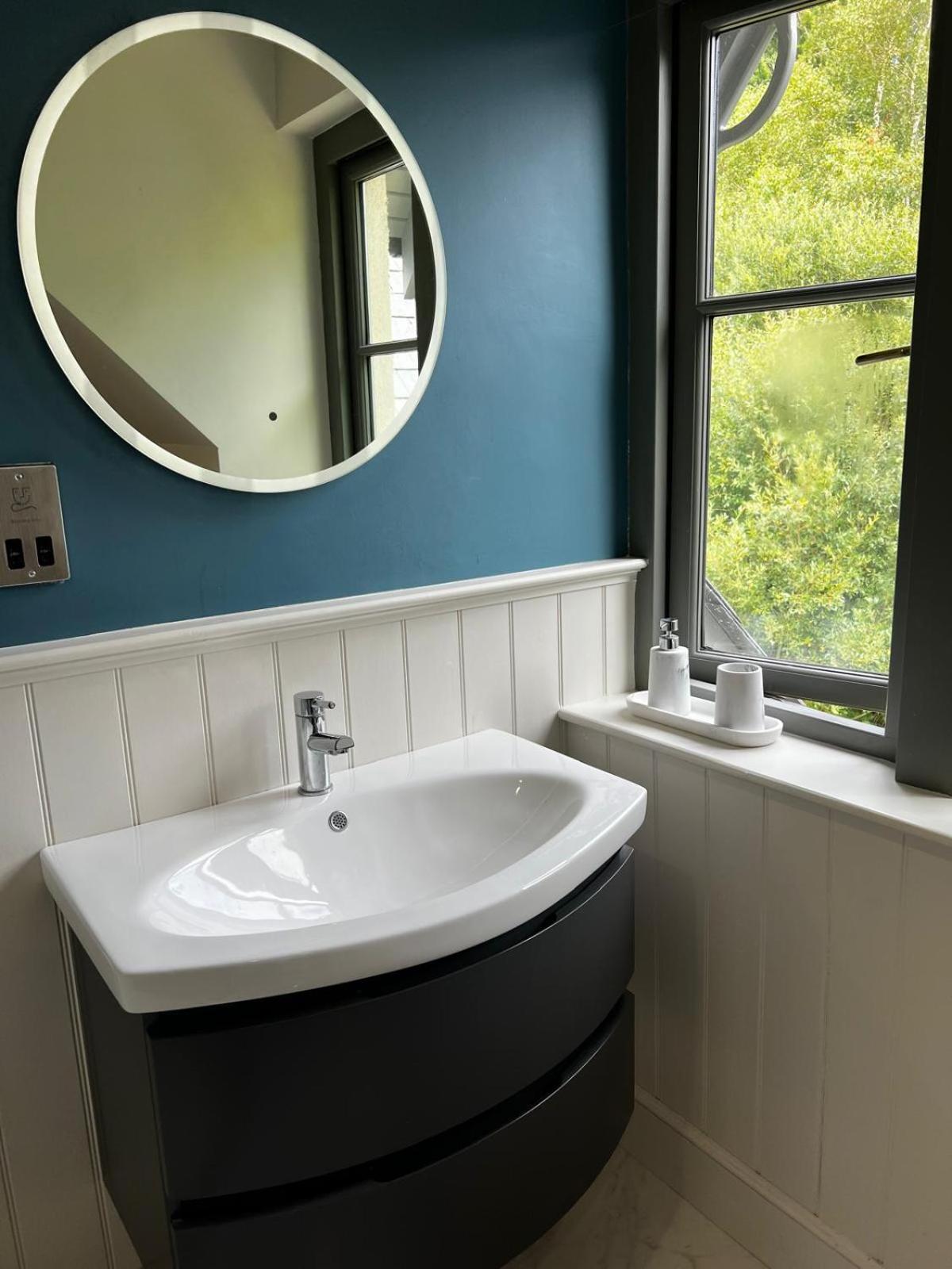 Chic Classy & Cosy At Lough Erne Golf Village And Resort Ballycassidy Eksteriør bilde